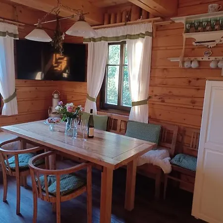 Roubenka Pod Lesem *