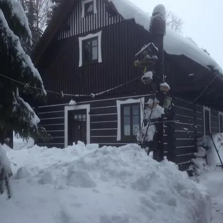 Roubenka Pod Lesem 아파트 *