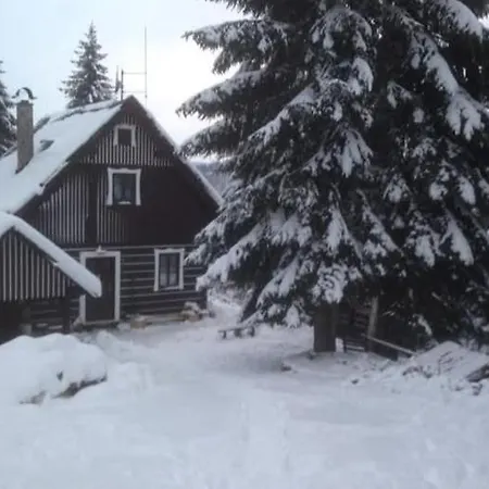 Roubenka Pod Lesem * Český Jiřetín